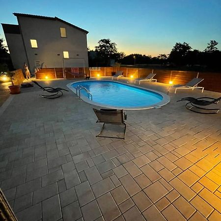 Holiday Home “Marko” With Heated Pool! Hoek van Holland Ngoại thất bức ảnh