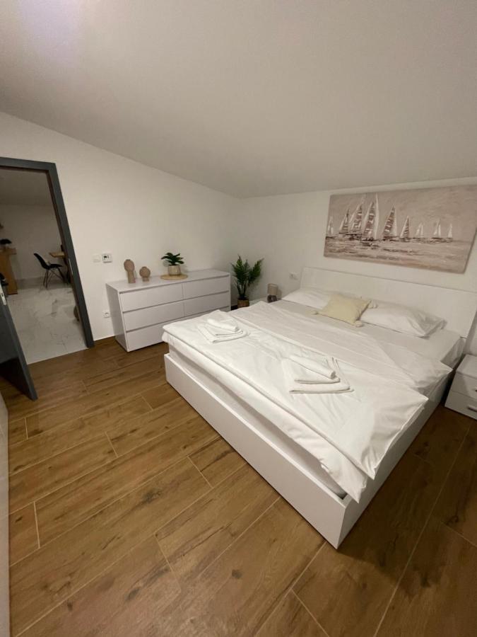 Holiday Home “Marko” With Heated Pool! Hoek van Holland Ngoại thất bức ảnh